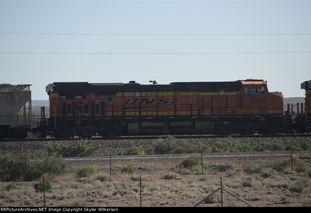 BNSF 6836